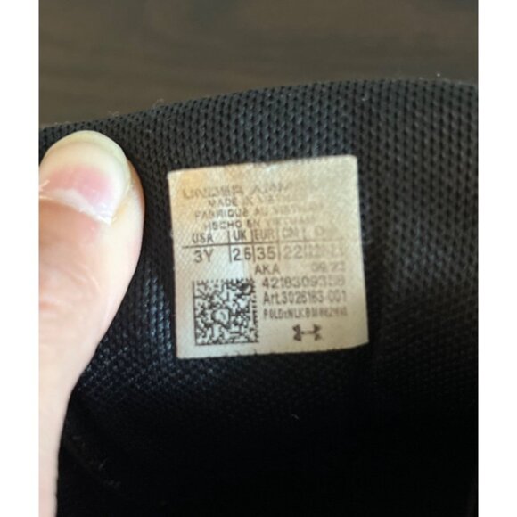 Under Armour Boys 3Y Black Athletic High Top Shoes Hook And Loop - Picture 6 of 6